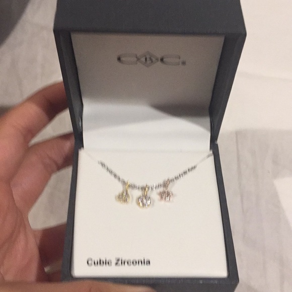 Necklace✨ - Picture 2 of 3